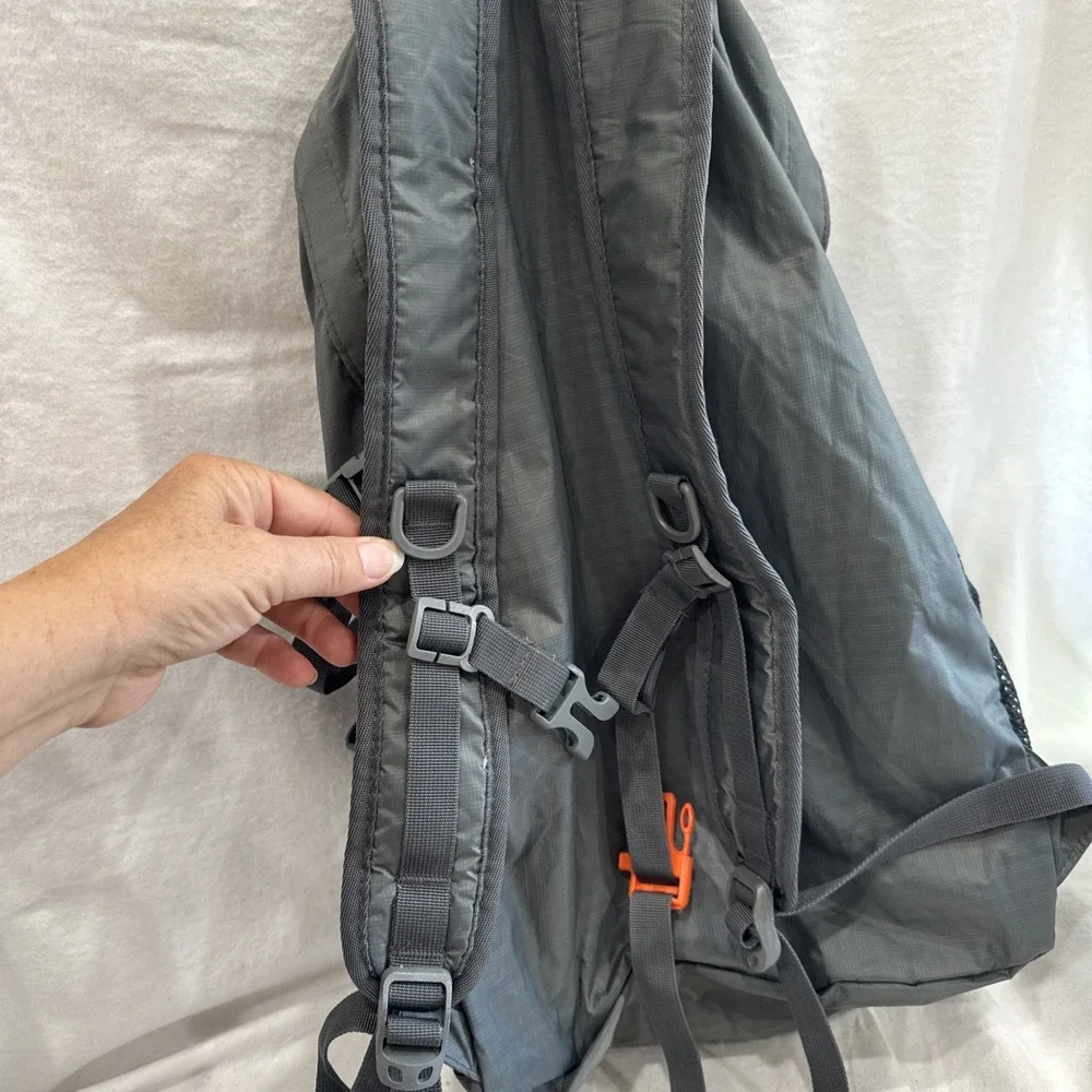 Venture Pal Field Operation 35L Packable Backpack Black Hiking Lightweight EUC